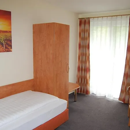 Hotel Landgasthof Jaegerstuebchen Neustadt an der Weinstraße